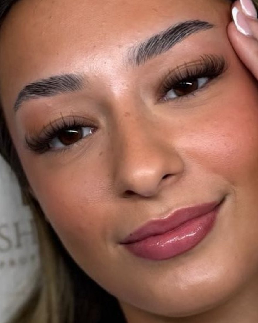 Wimpern und Brauen nach der Behandlung
